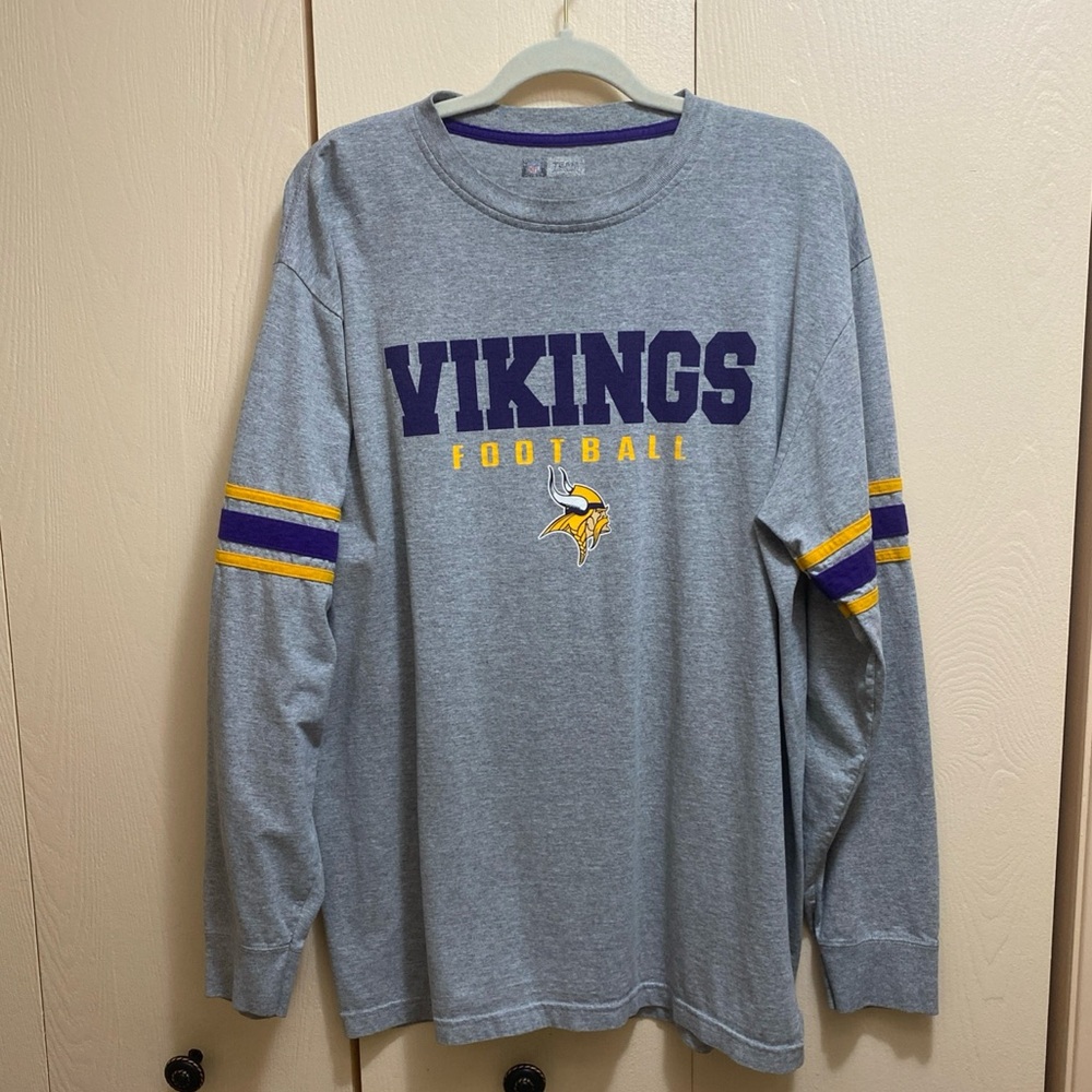 Vikings Long Sleeve T-Shirt Sz XL NFL Team Apparel Gray Purple